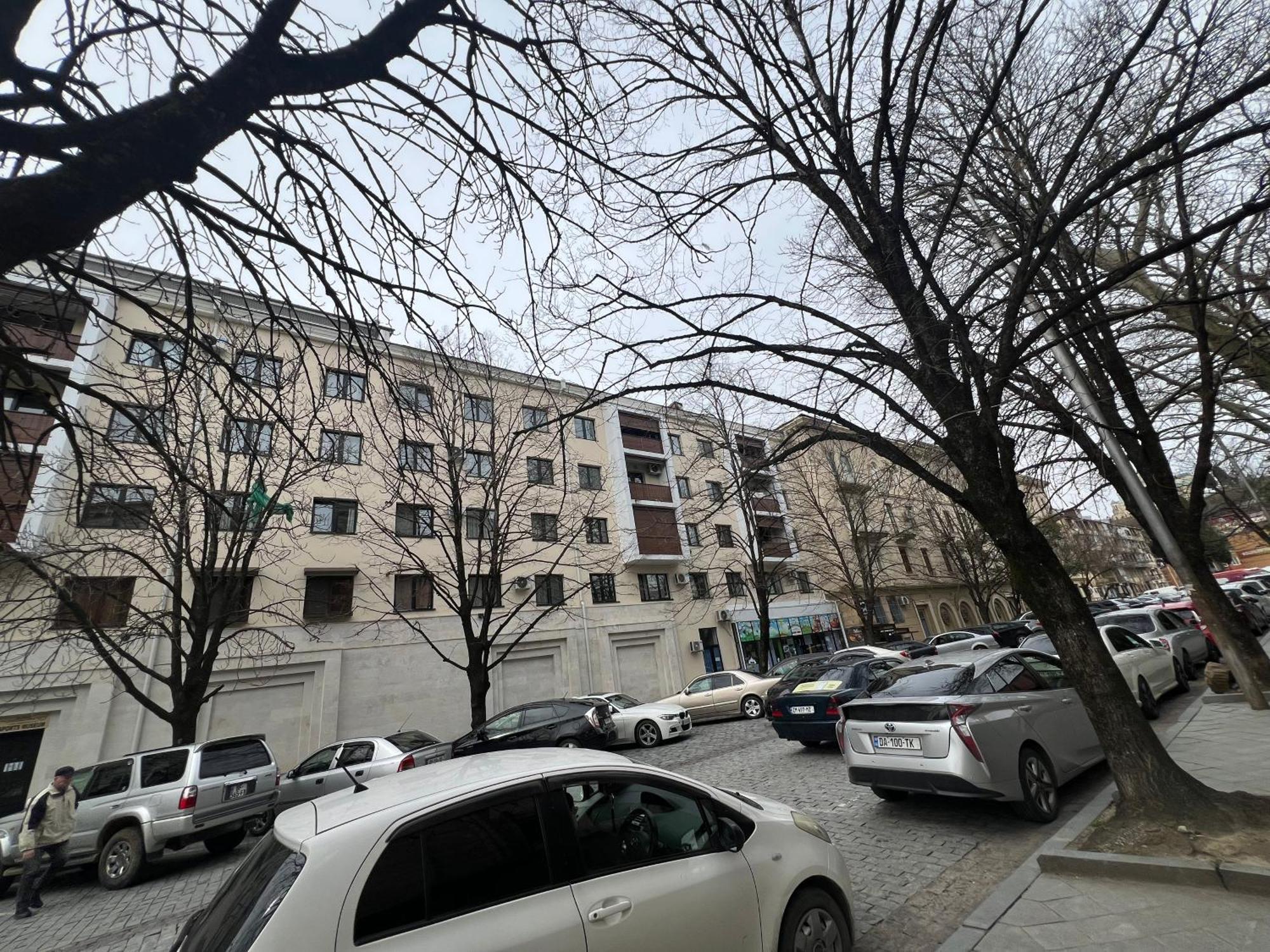 Maco'S Apartment Kutaisi Ngoại thất bức ảnh